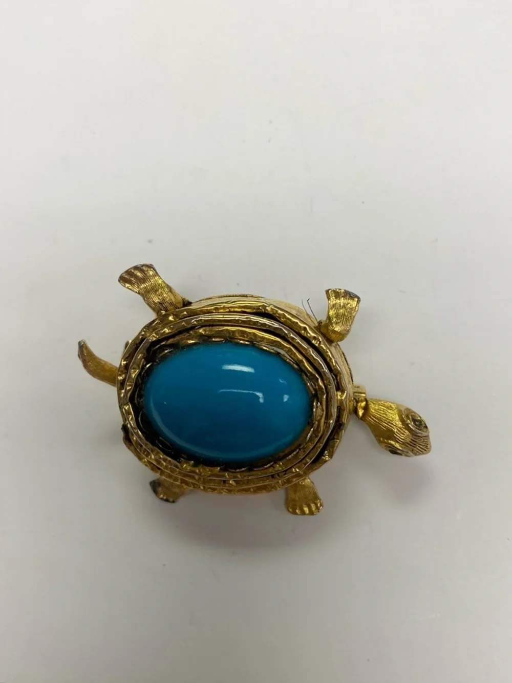 N/A gold tone